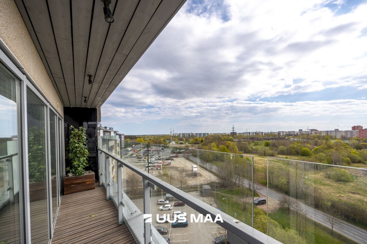 Tallinn, Lasnamäe linnaosa, Kurepõllu, Narva mnt 128