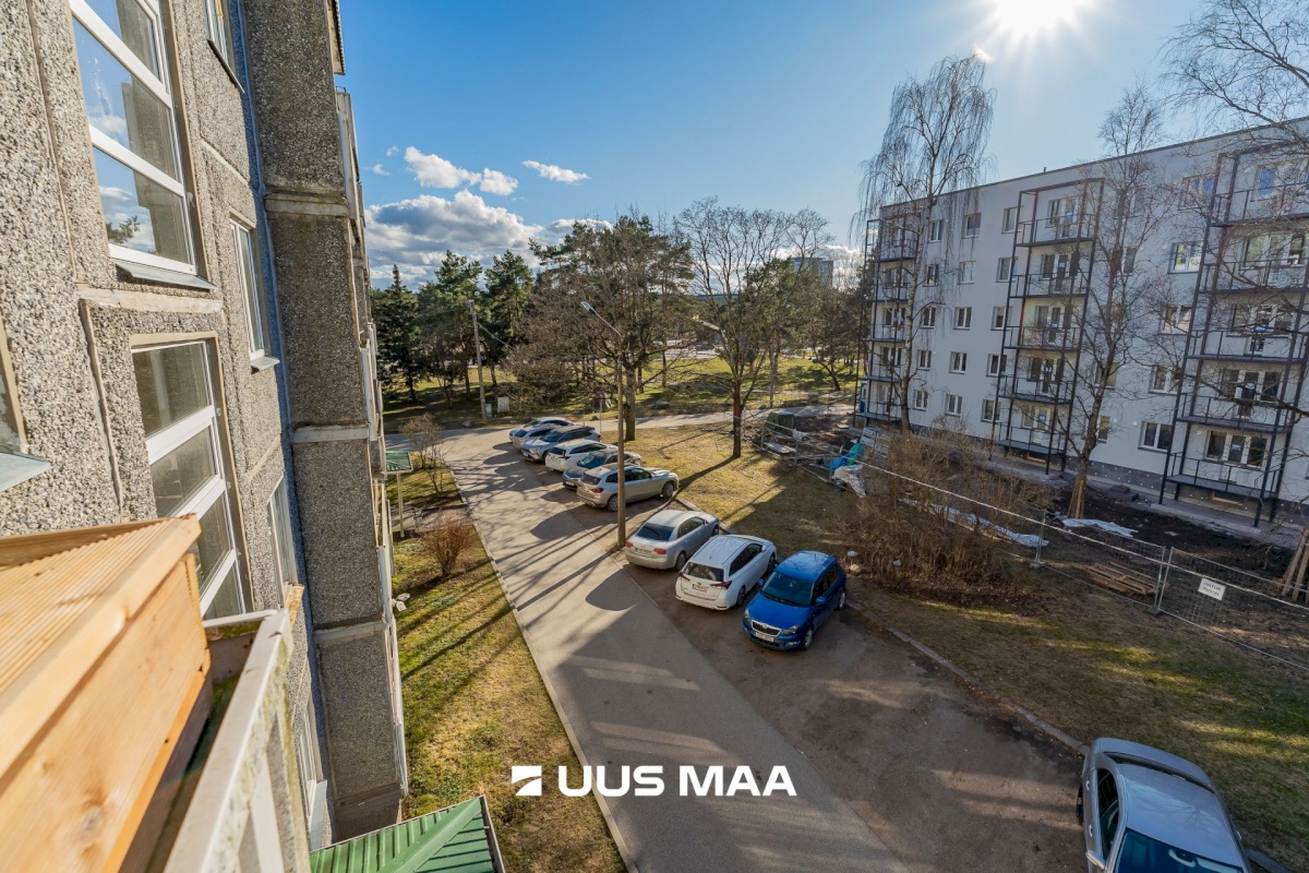 Tallinn, Mustamäe linnaosa, Keskuse tn 12