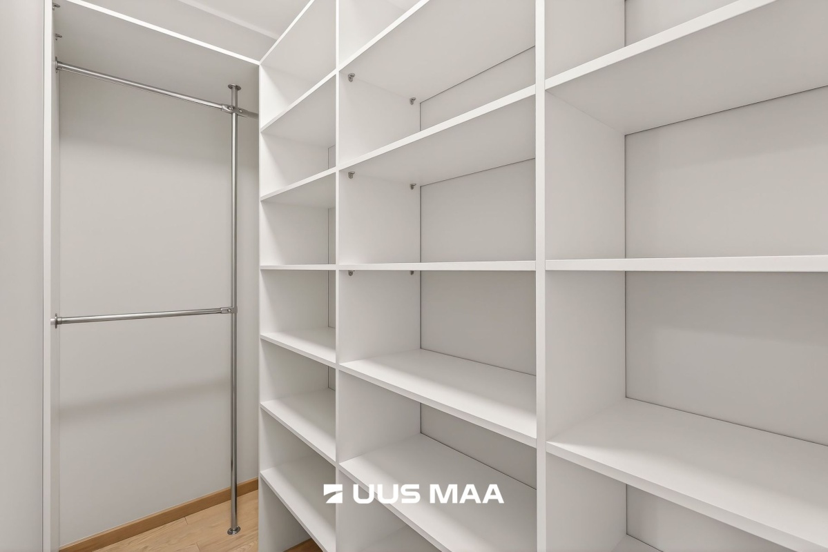 Tallinn, Mustamäe linnaosa, Keskuse tn 12