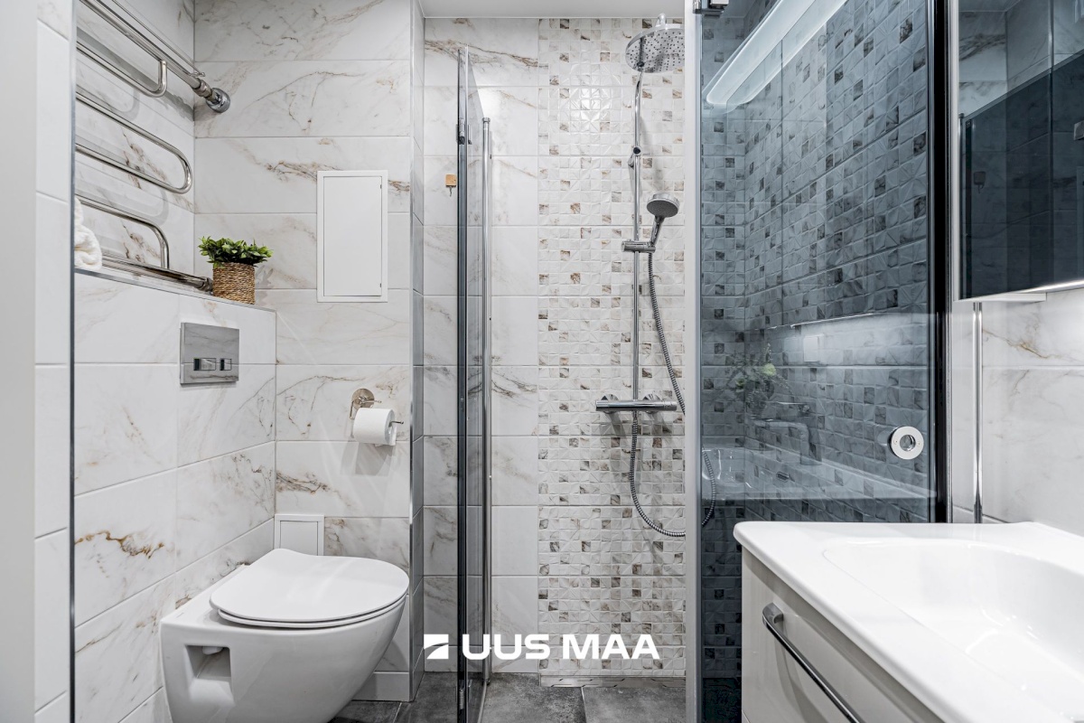 Tallinn, Mustamäe linnaosa, Keskuse tn 12