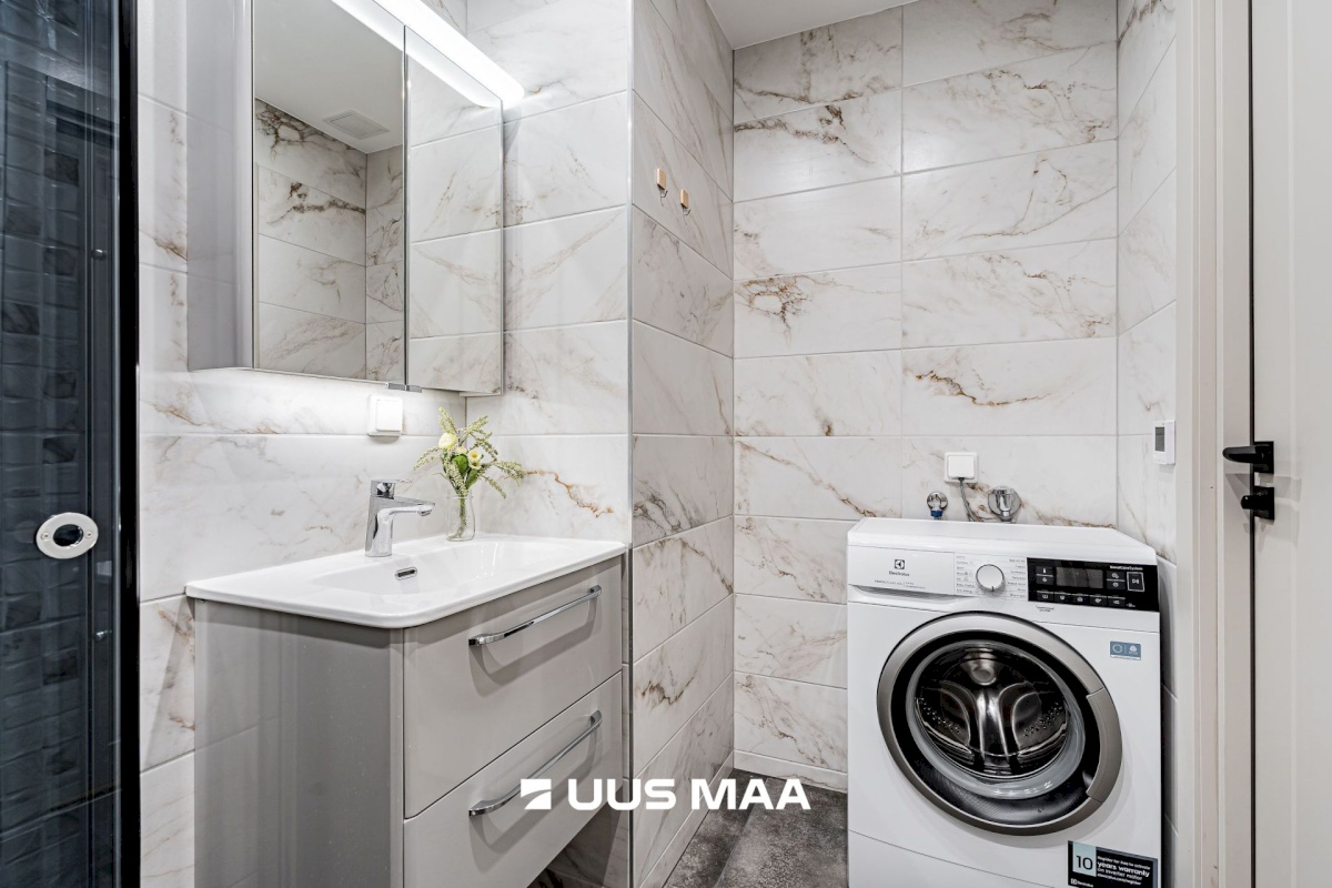 Tallinn, Mustamäe linnaosa, Keskuse tn 12