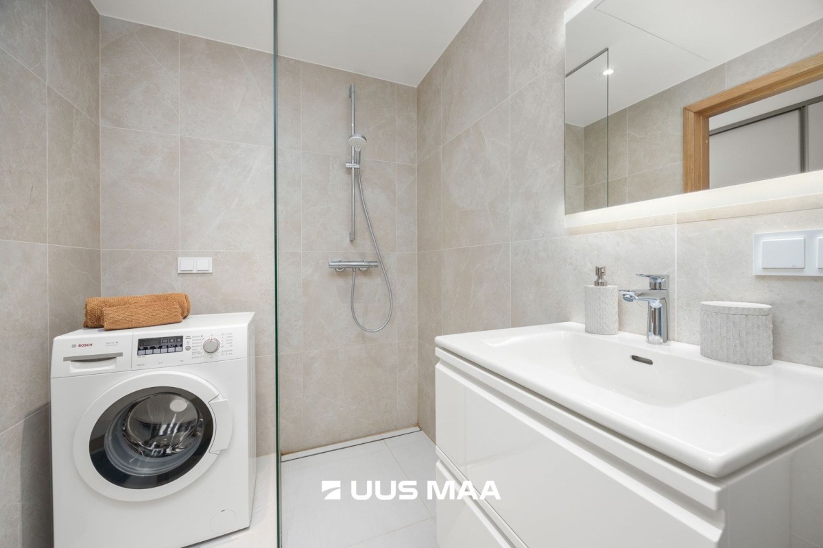 Tallinn, Kesklinna linnaosa, Veerenni, Tiiu tn 12/1