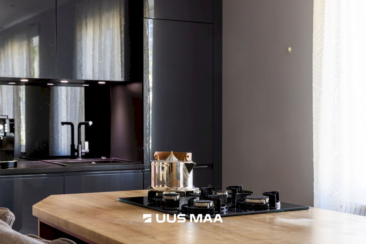 Tallinn, Põhja-Tallinna linnaosa, Väike-Patarei tn 10b