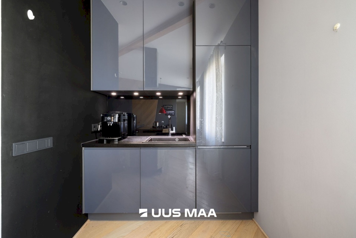 Tallinn, Põhja-Tallinna linnaosa, Väike-Patarei tn 10b