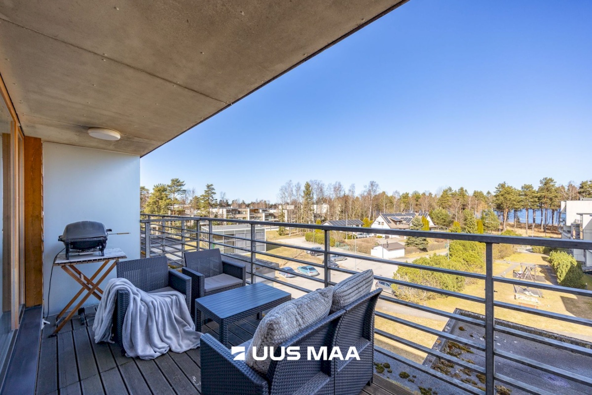 Tallinn, Haabersti linnaosa, Õismäe, Paljandi tn 2/1