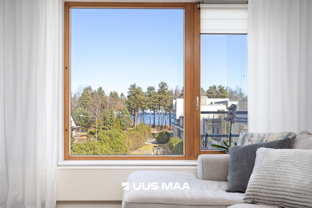 Tallinn, Haabersti linnaosa, Õismäe, Paljandi tn 2/1