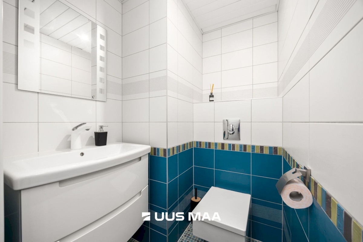 Tallinn, Haabersti linnaosa, Õismäe, Paljandi tn 2/1