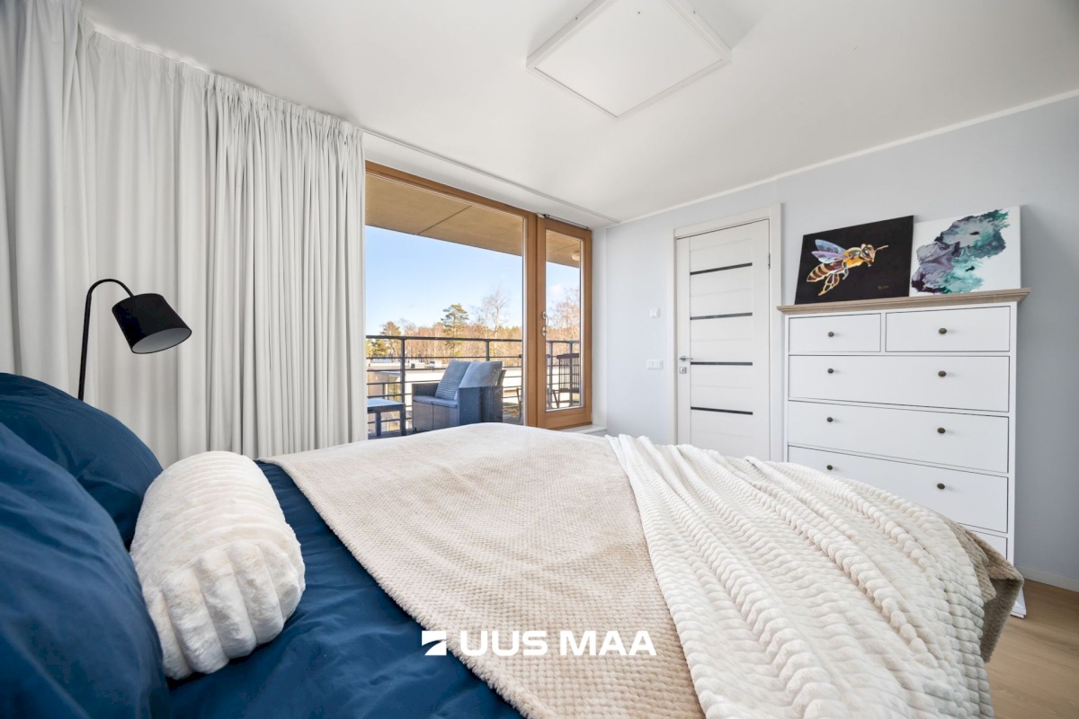 Tallinn, Haabersti linnaosa, Õismäe, Paljandi tn 2/1