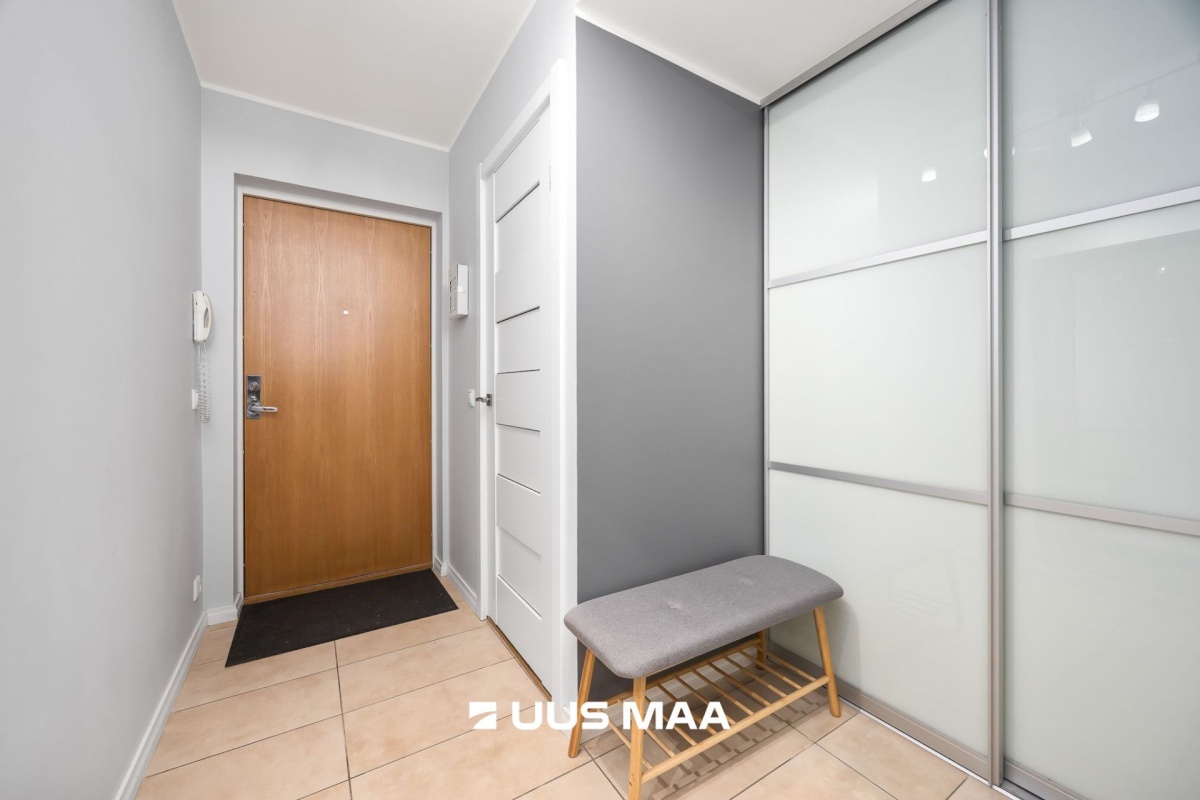 Tallinn, Haabersti linnaosa, Õismäe, Paljandi tn 2/1