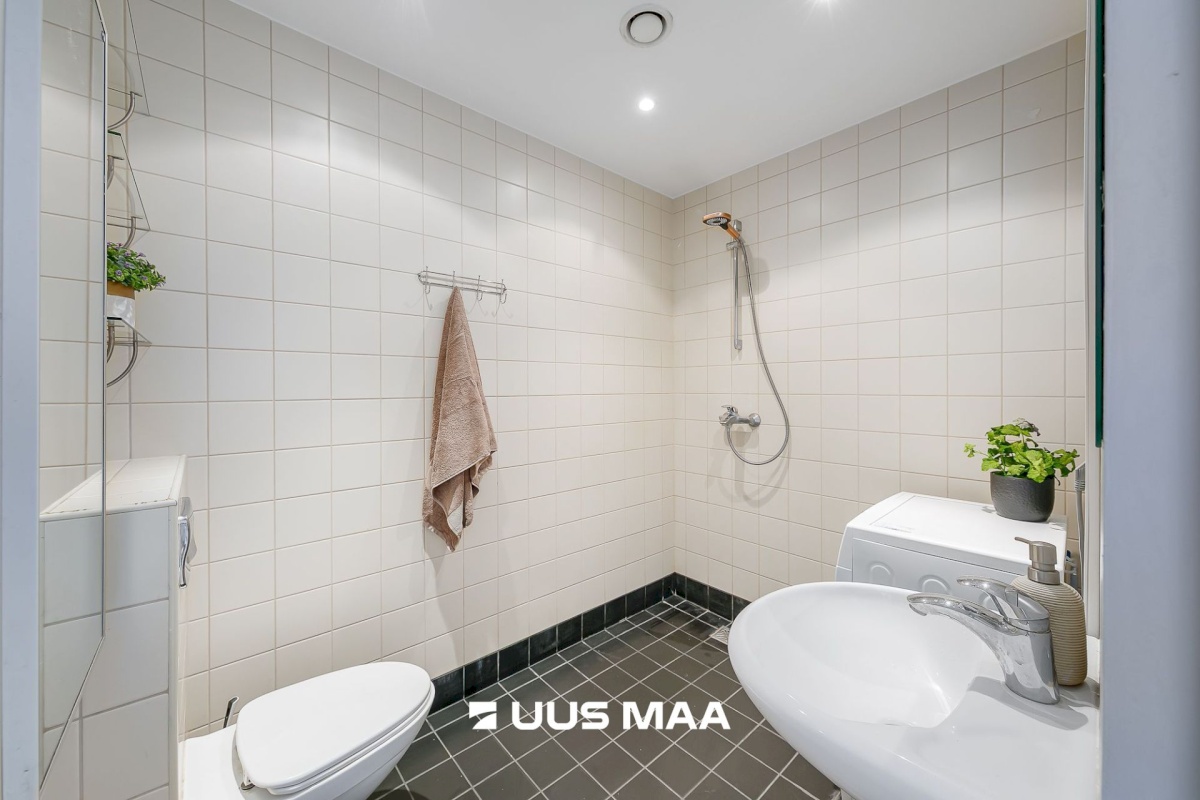 Tallinn, Kesklinna linnaosa, Liivalaia tn 21