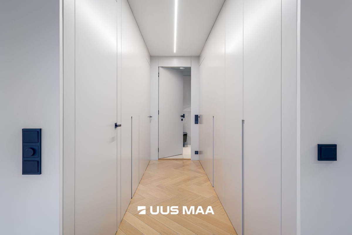 Tallinn, Kesklinna linnaosa, Hobujaama 10