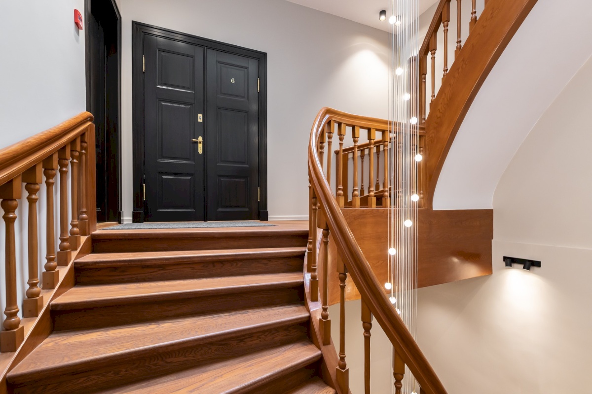 Tallinn, Kesklinna linnaosa, Suur-Kloostri 1