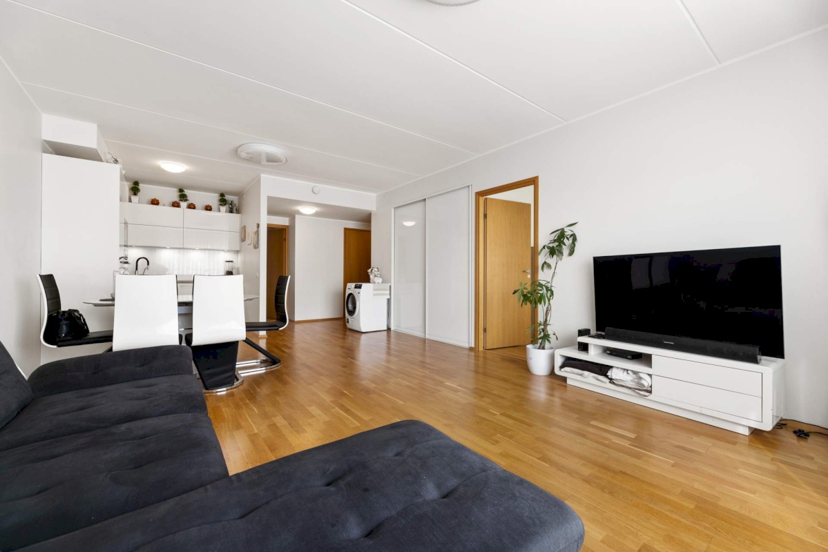 Tallinn, Lasnamäe linnaosa, Loopealse, Meeliku tn 21/3