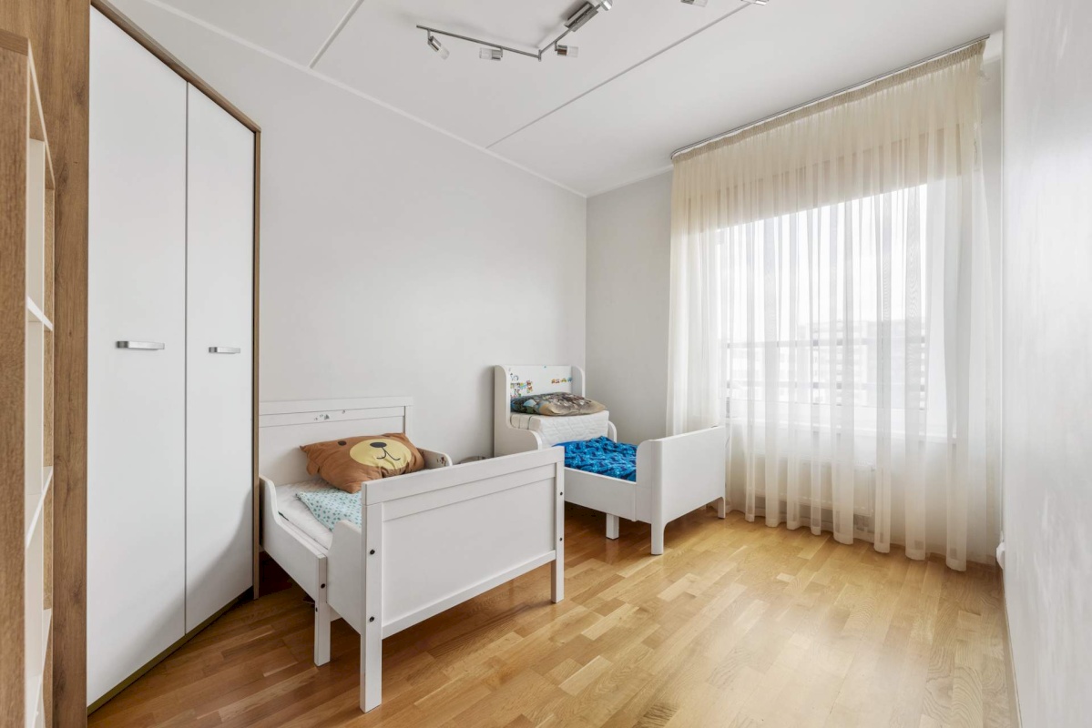 Tallinn, Lasnamäe linnaosa, Loopealse, Meeliku tn 21/3