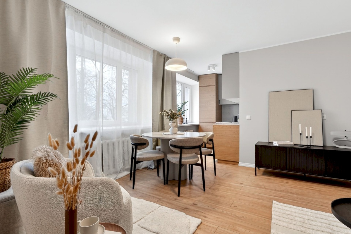 Tallinn, Lasnamäe linnaosa, Ülemiste, Peterburi tee 8