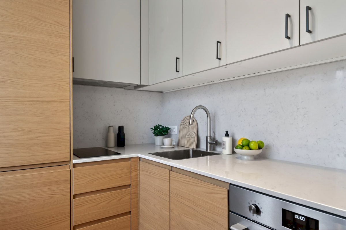 Tallinn, Lasnamäe linnaosa, Ülemiste, Peterburi tee 8