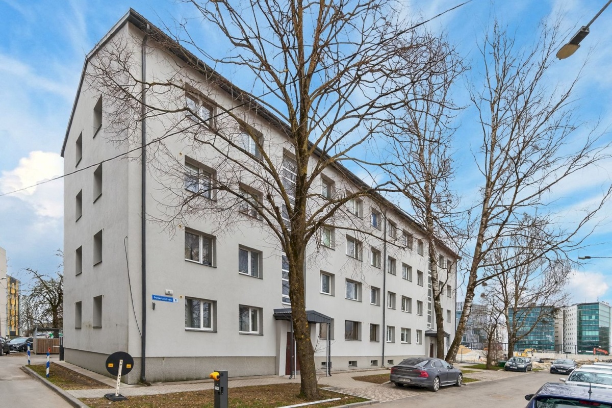 Tallinn, Lasnamäe linnaosa, Ülemiste, Peterburi tee 8