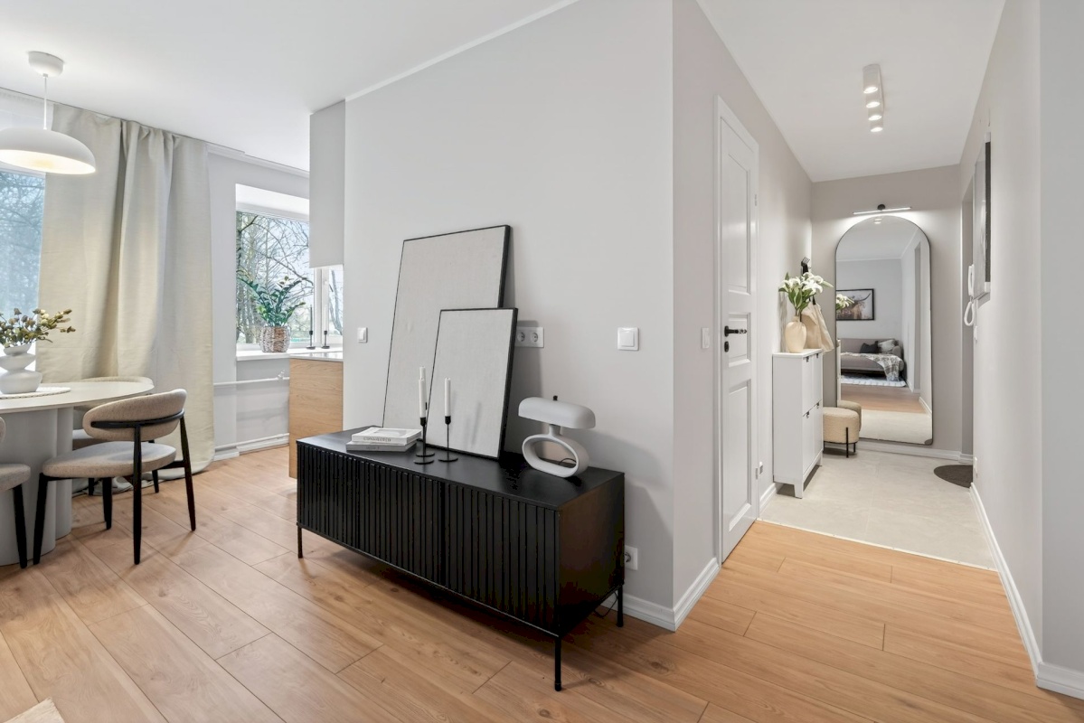 Tallinn, Lasnamäe linnaosa, Ülemiste, Peterburi tee 8