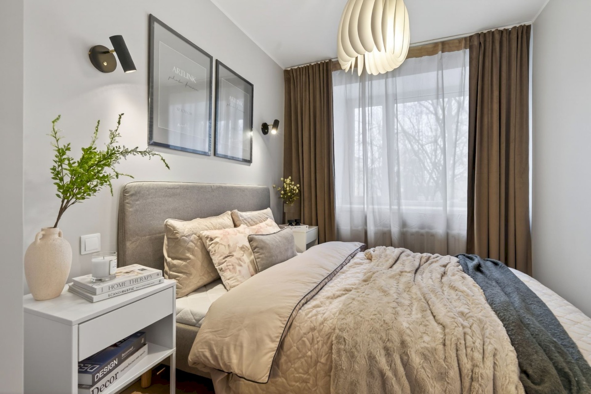 Tallinn, Lasnamäe linnaosa, Ülemiste, Peterburi tee 8