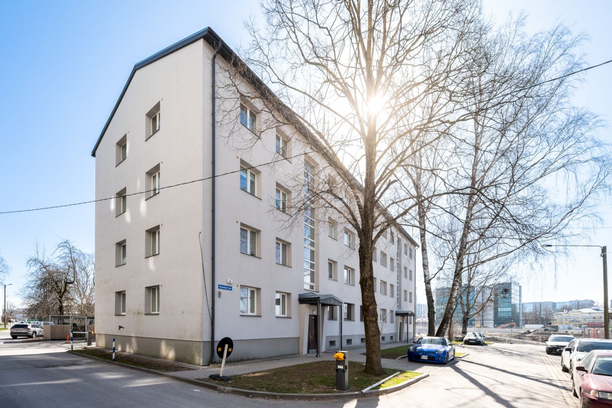 Tallinn, Lasnamäe linnaosa, Ülemiste, Peterburi tee 8