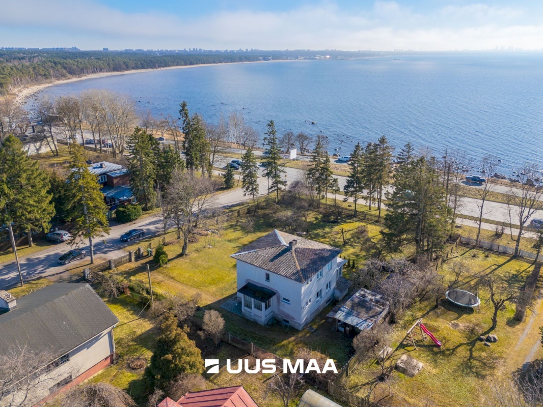 Tallinn, Pirita linnaosa, Merivälja, Väina tee