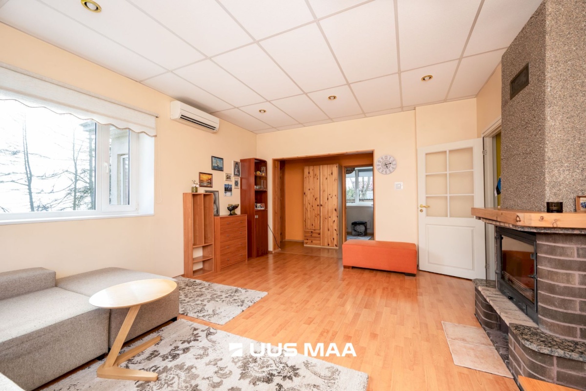 Tallinn, Pirita linnaosa, Merivälja, Väina tee