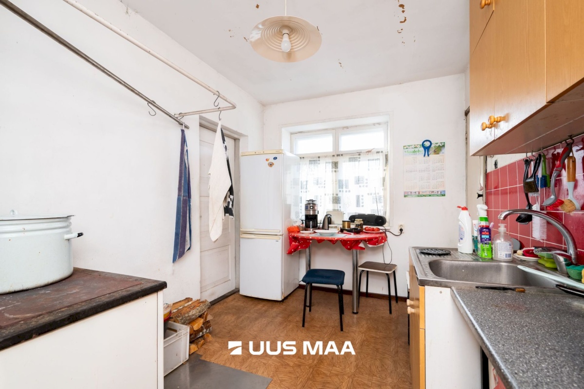 Tallinn, Pirita linnaosa, Merivälja, Väina tee