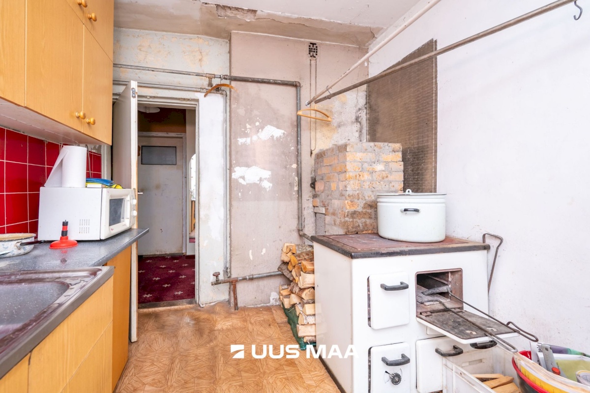 Tallinn, Pirita linnaosa, Merivälja, Väina tee