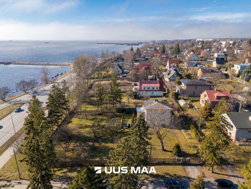 Tallinn, Pirita linnaosa, Merivälja, Väina tee