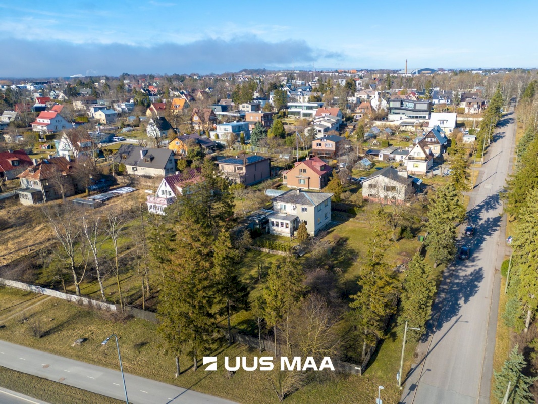 Tallinn, Pirita linnaosa, Merivälja, Väina tee