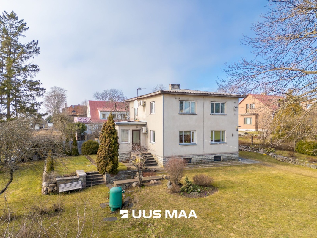 Tallinn, Pirita linnaosa, Merivälja, Väina tee