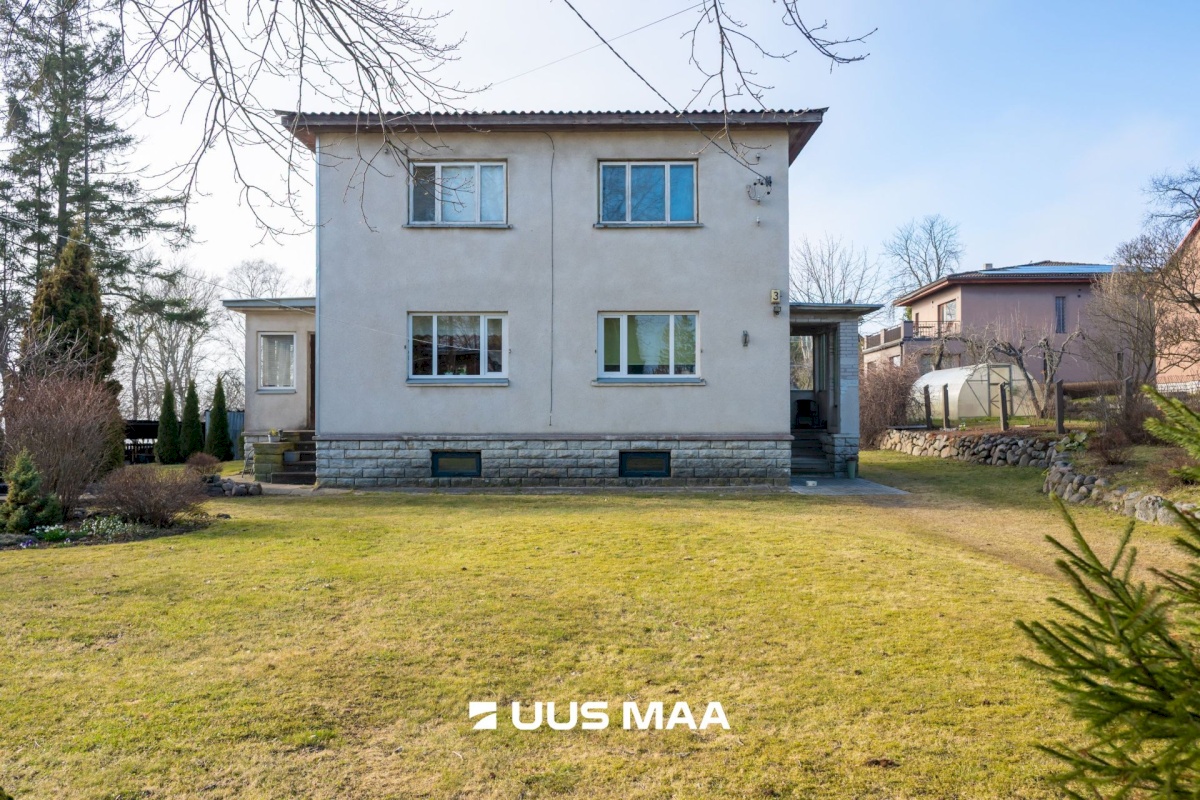 Tallinn, Pirita linnaosa, Merivälja, Väina tee