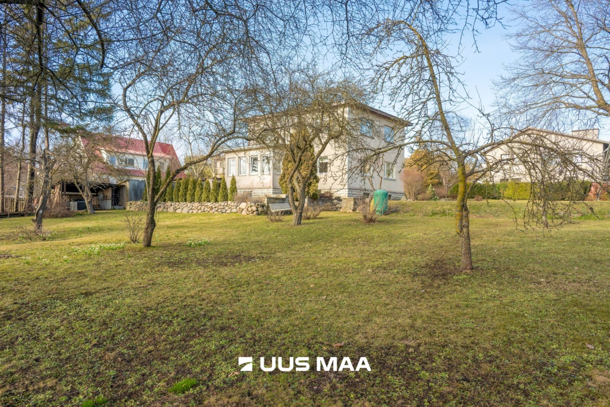 Tallinn, Pirita linnaosa, Merivälja, Väina tee