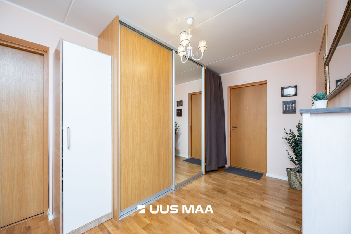 Tallinn, Lasnamäe linnaosa, Uuslinna 5