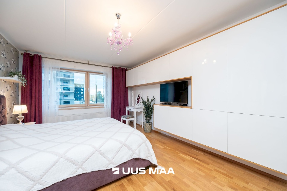 Tallinn, Lasnamäe linnaosa, Uuslinna 5