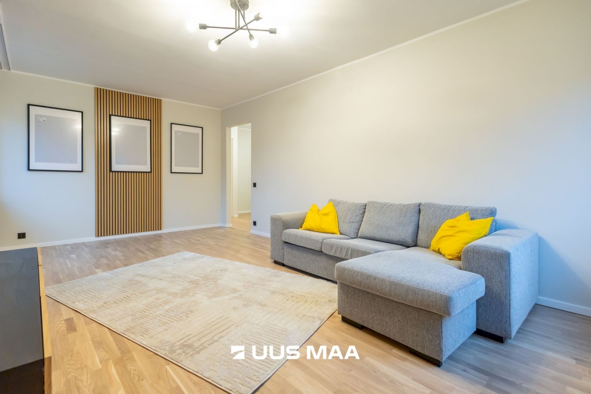 Hiiumaa vald, Lauka küla, Käina tee 14