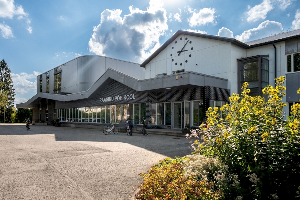 Raasiku vald, Raasiku alevik, Paju 9-12