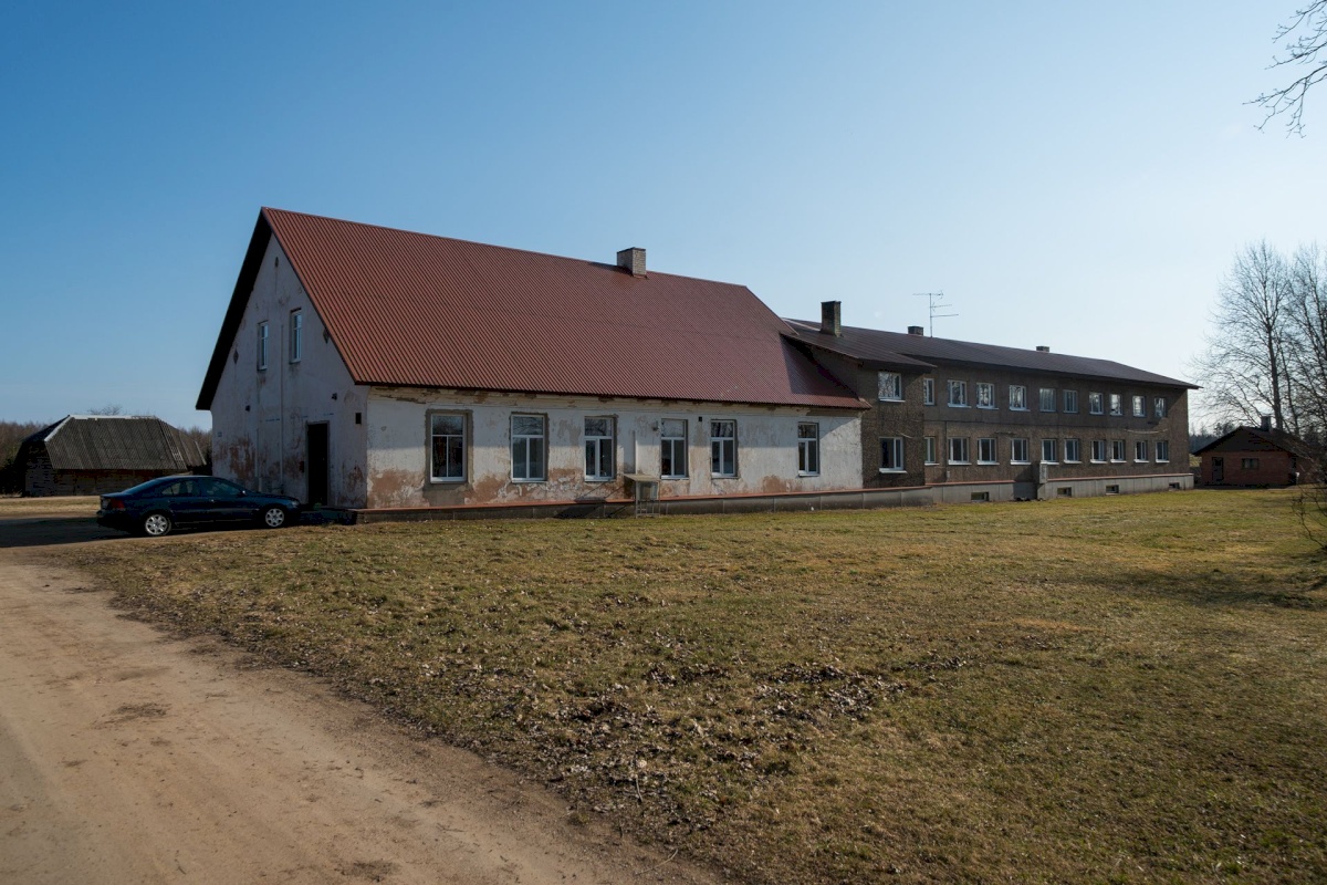 Põlva vald, Puuri küla, Mõisa 1