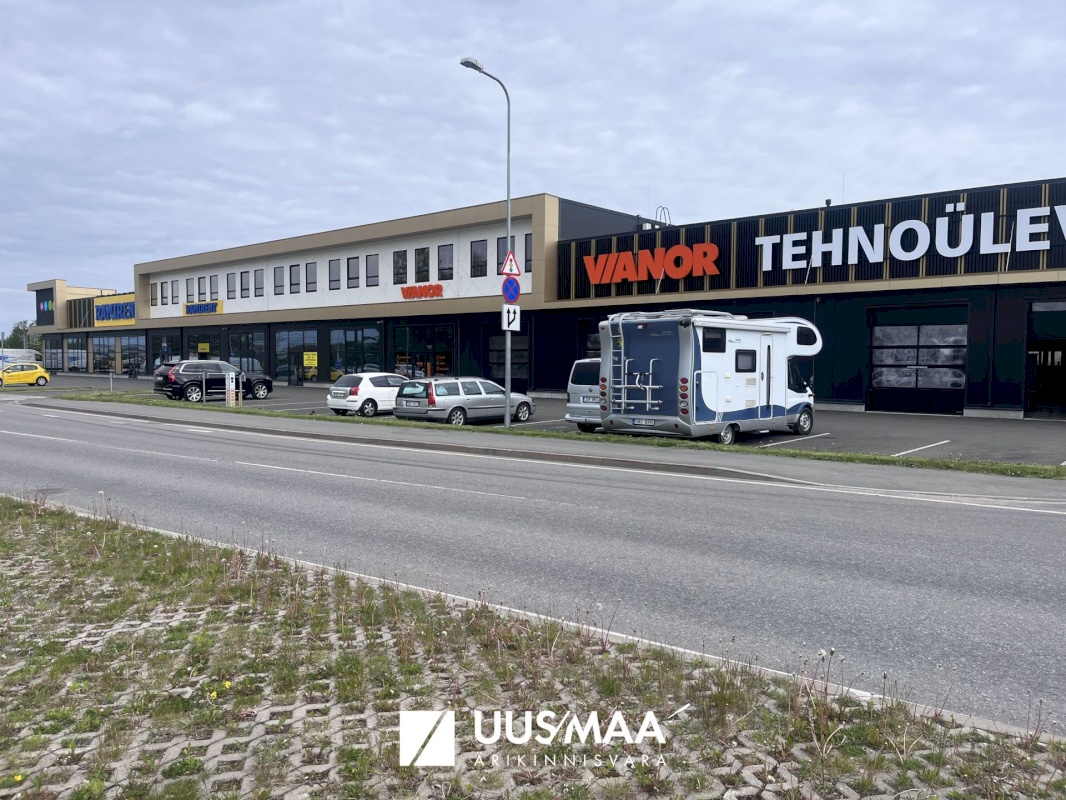 Saue vald, Laagri alevik, Pärnu mnt 495