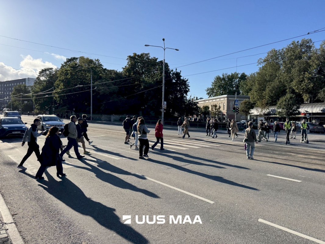 Tallinn, Kesklinna linnaosa, Südalinn, Estonia pst 1