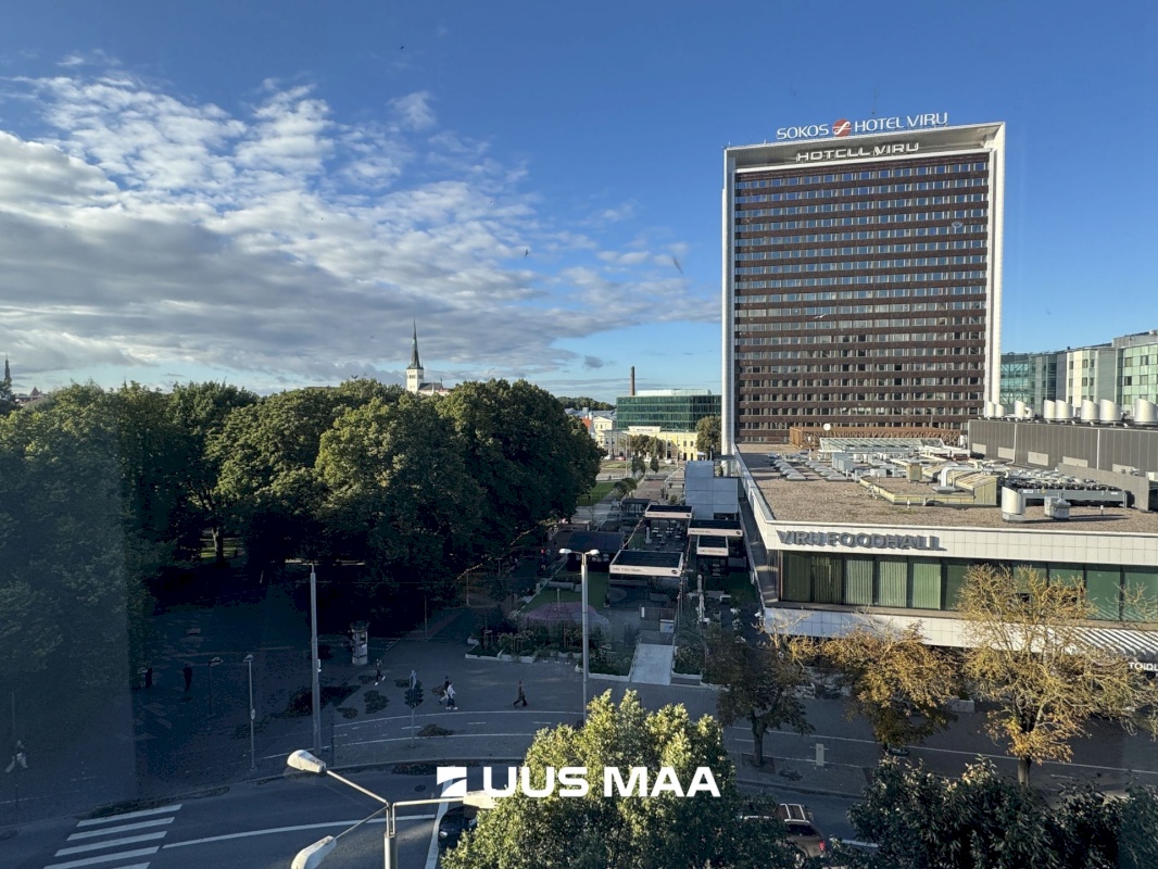 Tallinn, Kesklinna linnaosa, Südalinn, Estonia pst 1