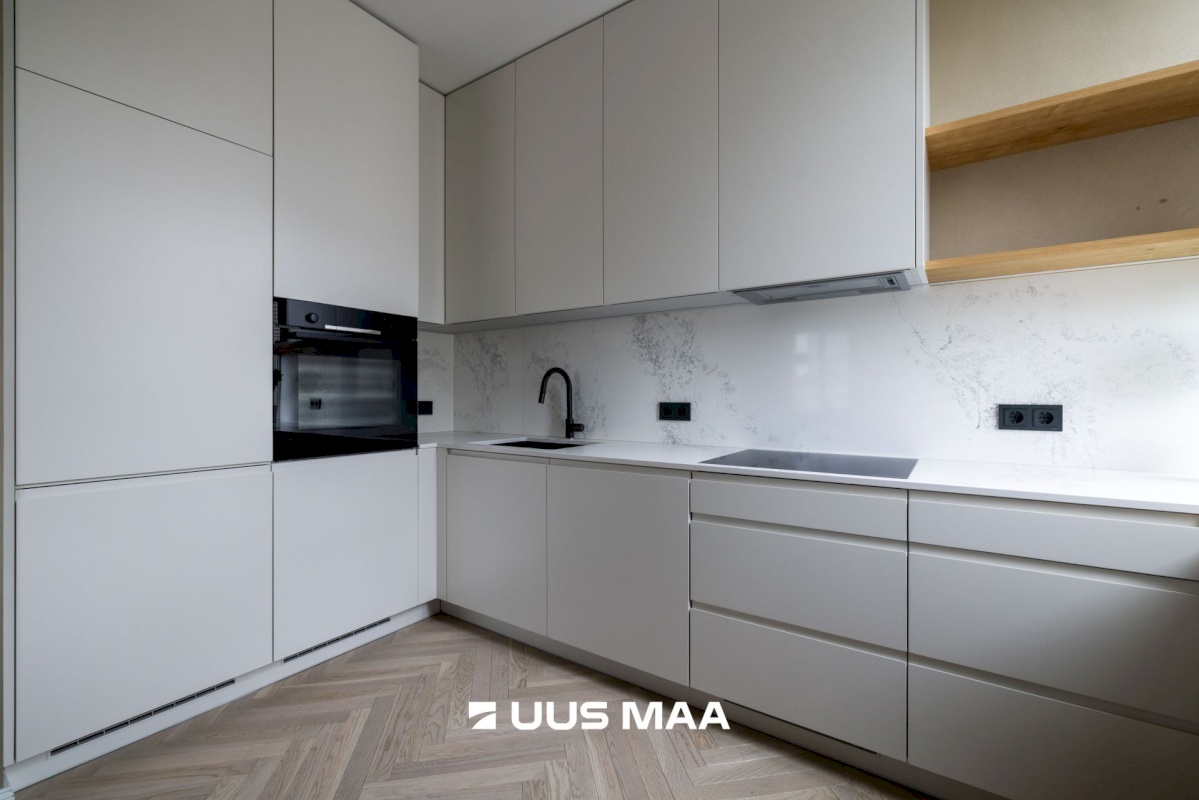 Tallinn, Kesklinna linnaosa, Narva mnt 2