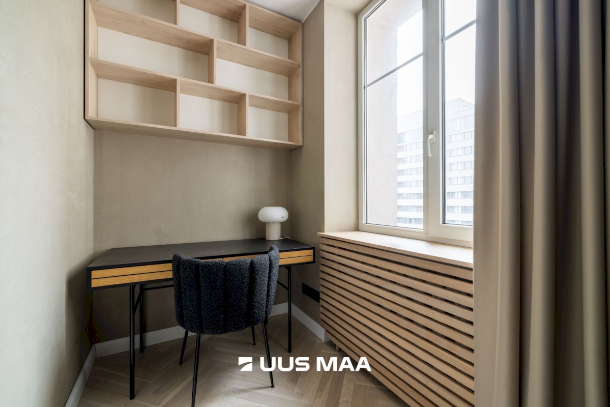 Tallinn, Kesklinna linnaosa, Narva mnt 2