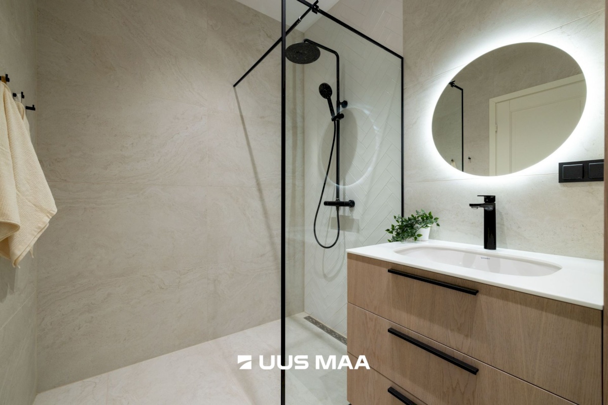 Tallinn, Kesklinna linnaosa, Narva mnt 2