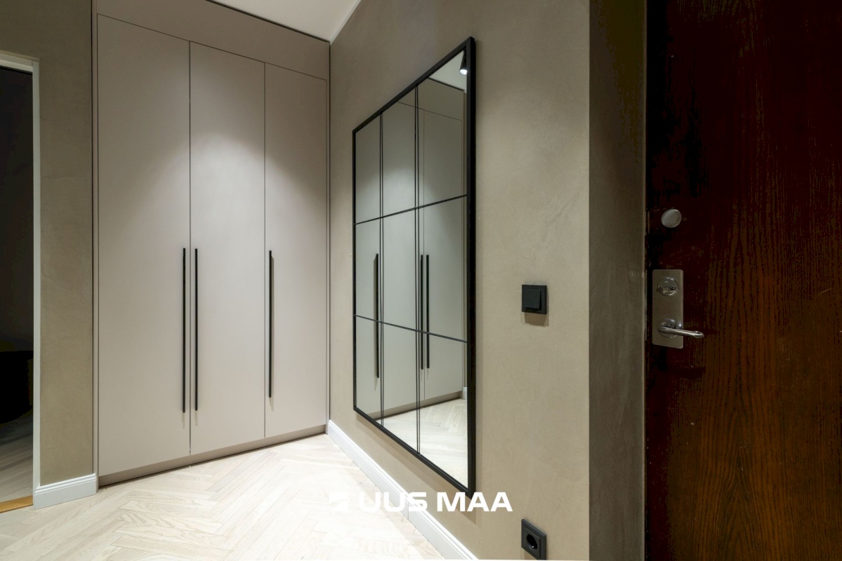 Tallinn, Kesklinna linnaosa, Narva mnt 2