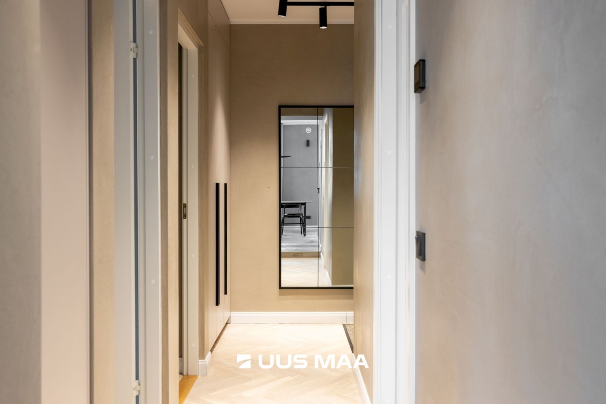 Tallinn, Kesklinna linnaosa, Narva mnt 2