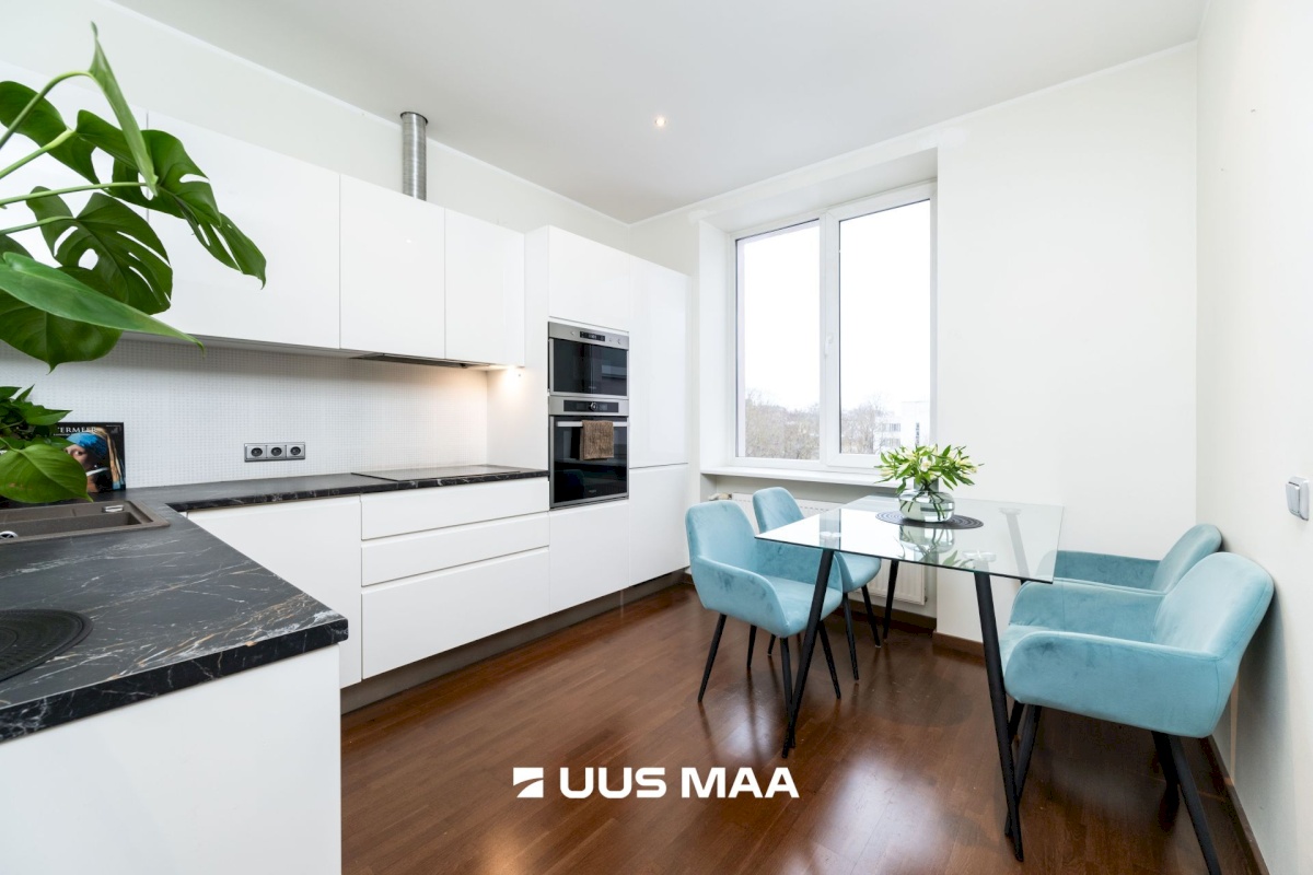 Tallinn, Kesklinna linnaosa, Liivalaia 28