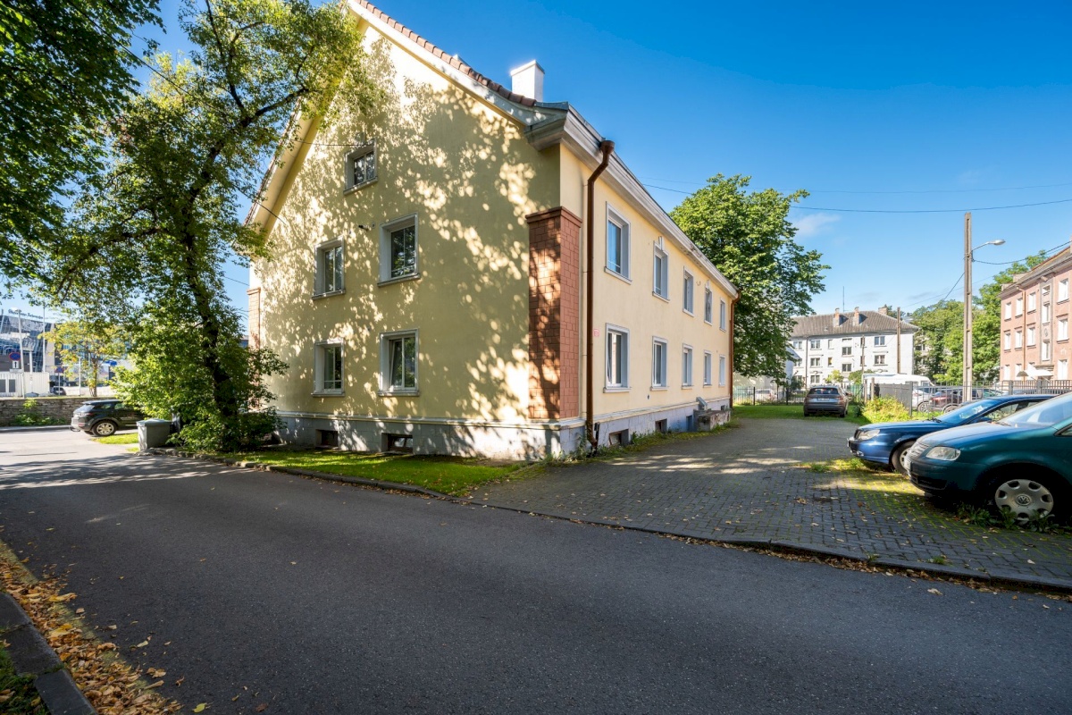 Tallinn, Lasnamäe linnaosa, Sikupilli, Kivimurru 41