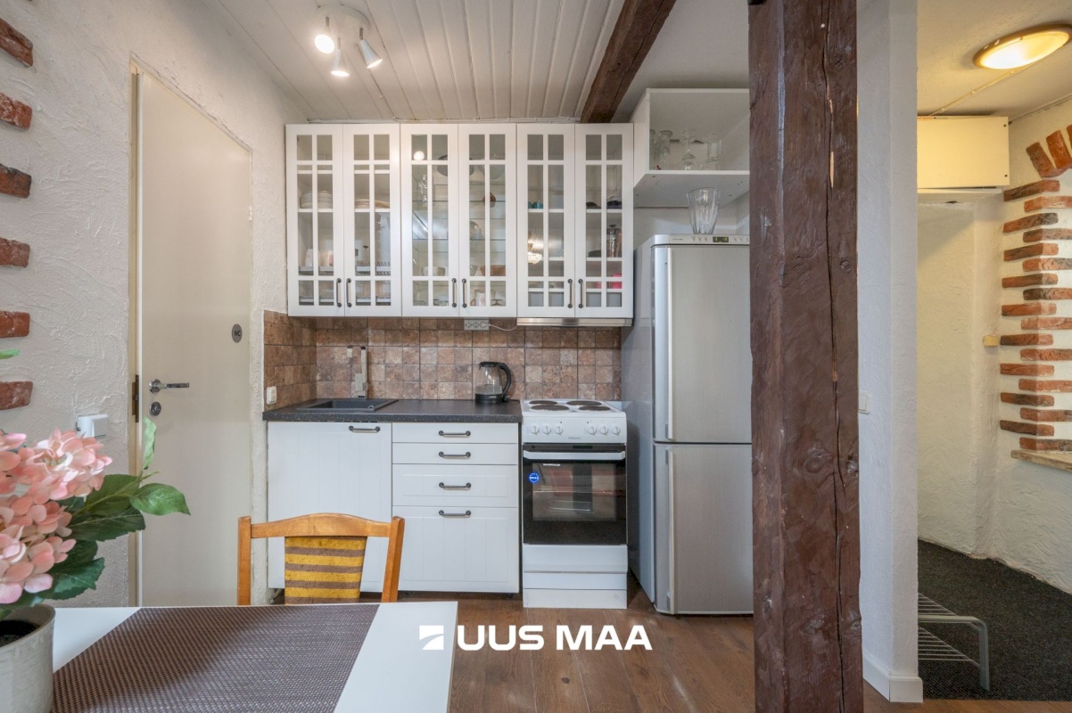 Tallinn, Kesklinna linnaosa, Vanalinn, Uus 11