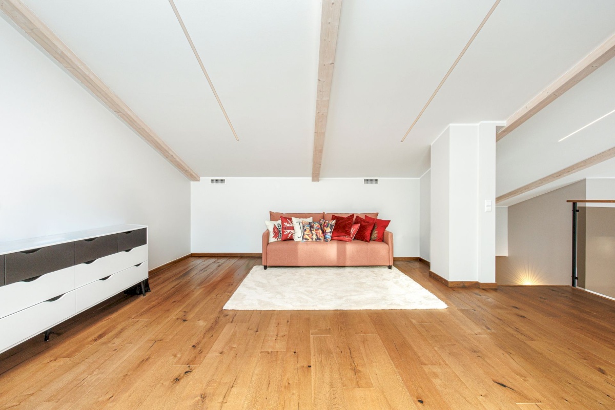 Haapsalu linn, Haapsalu linn, Lõokese 11